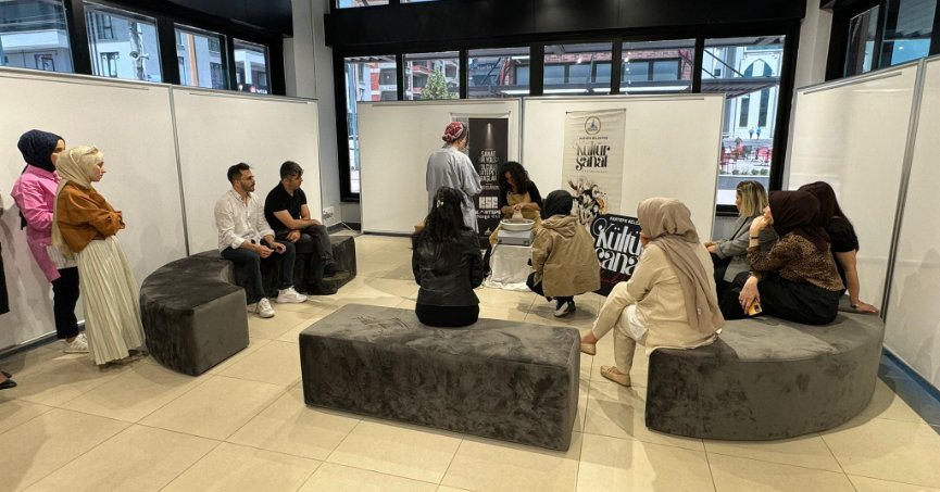 “İç İçe” seramik sergisi açıldı