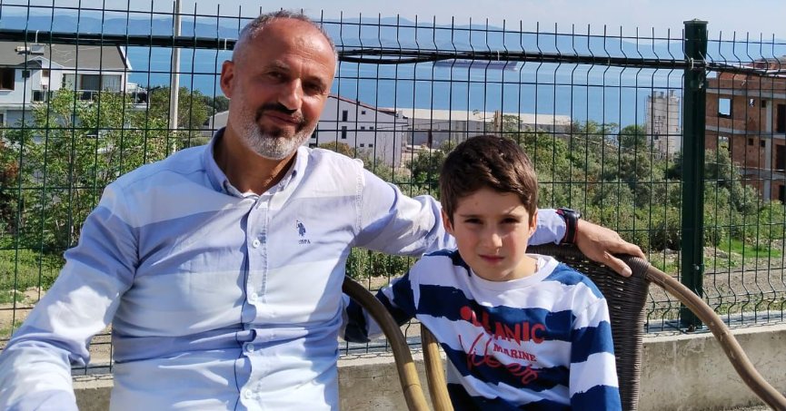 Mehmet Çetinkaya oğlunu sünnet ettiriyor