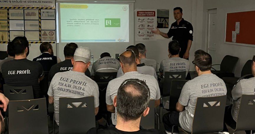 Büyükşehir İtfaiyesinden firma personeline eğitim