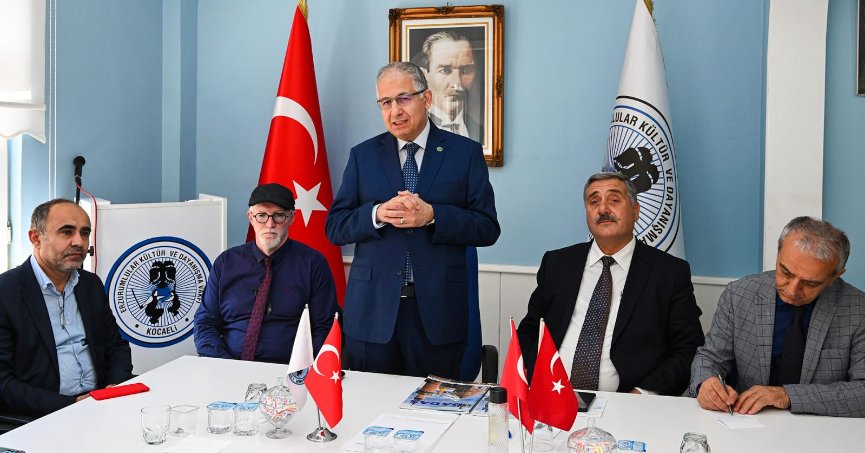 KOÜ Rektörü Cantürk, Erzurumlularla buluştu