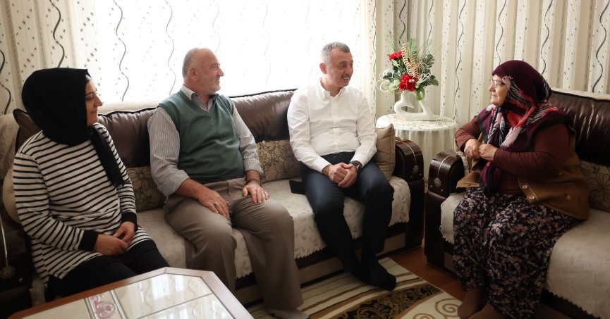 ‘Şehidimin annesi, benim de annem’