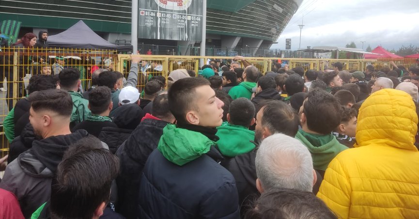 Taraftar eziyet çekti