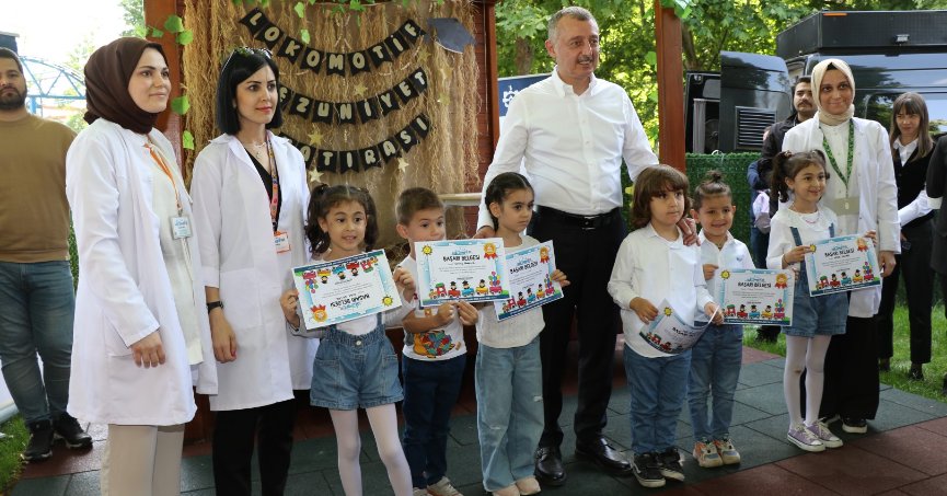 Lokomotif Çocuk Köyü ilk mezunlarını verdi