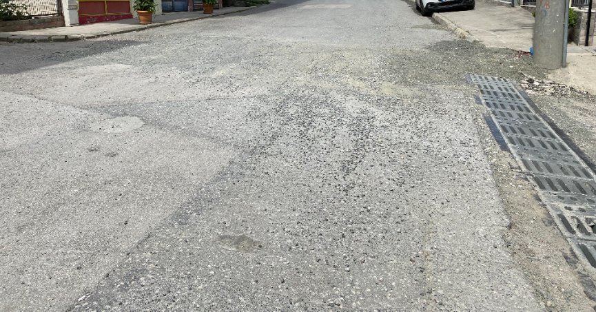 Anafartalar Caddesi’ne asfalt yama gerekli