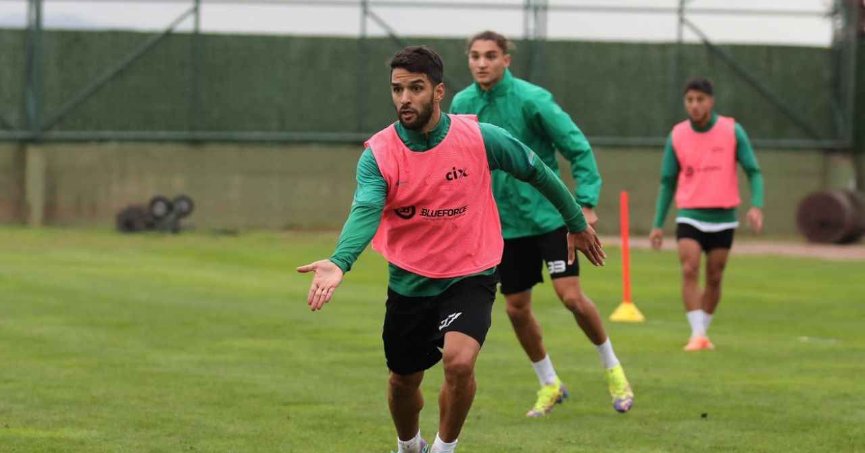  Daniel Candeias'tan taraftarlara teşekkür