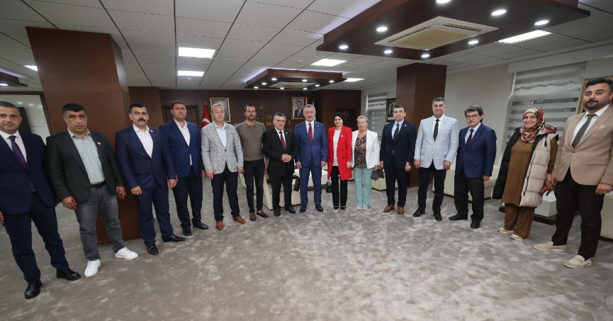 ‘Milletin emanetini en güzel şekilde taşıyoruz’