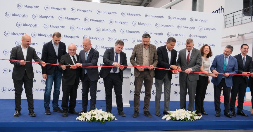 Endüstriyel robotlar üreten fabrika açıldı