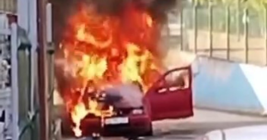 Alev alev yanan otomobilde patlama