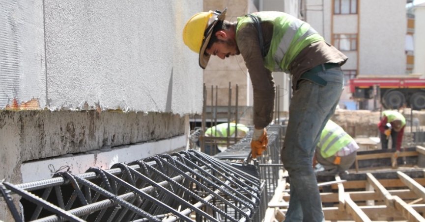 İnşaat malzemesi sanayi üretimi  ilk çeyrekte yüzde 10,9 arttı