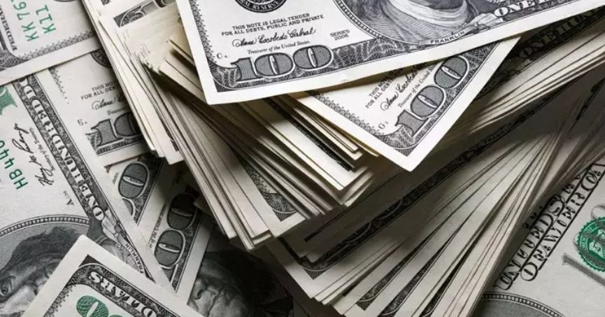 Özel sektörün yurt dışı kredi borcu nisanda yükseldi