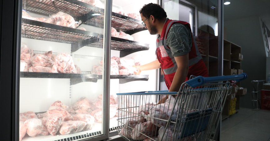 Kurban etleri ihtiyaç sahiplerine ulaştırıldı