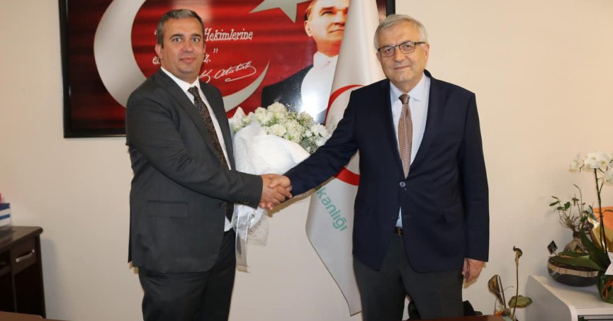 Necati Çelik Başhekimi Çardak görevi devraldı