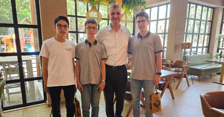 Başkan Sezer, LGS birincileri ile buluştu