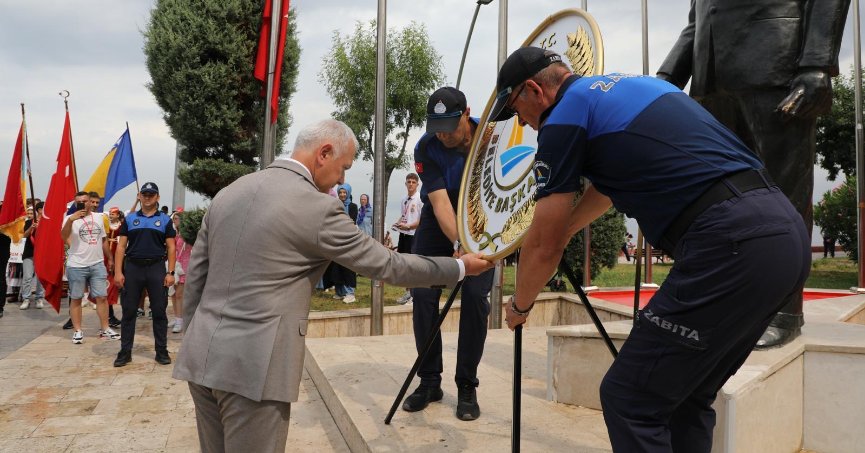 Karamürsel’in kurtuluş gününde resmi tören