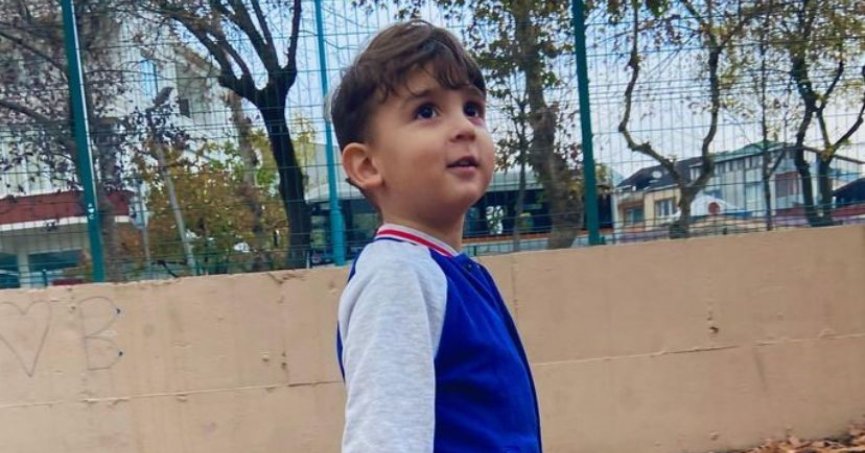 Balkondan düşen 4 yaşındaki çocuk öldü