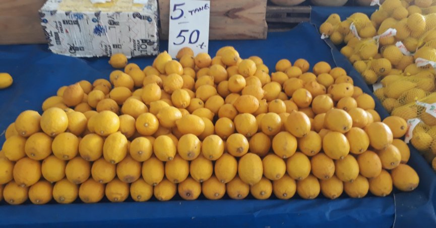 Pazarda limonun tanesi 10 liraya çıktı