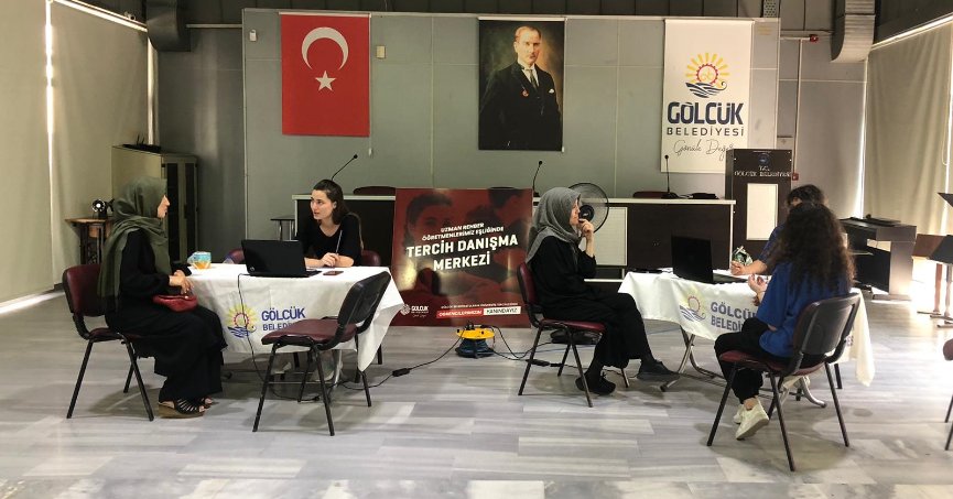 Tercih Danışmanlık Merkezi yoğun ilgi gördü