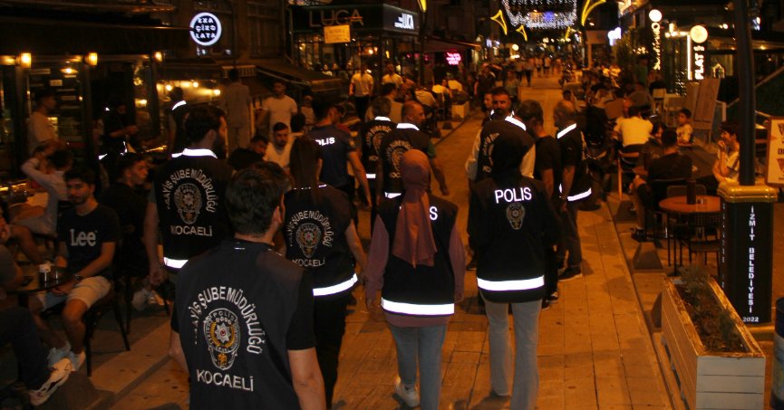 2 günde 958 şahıs polis kontrolünden geçti