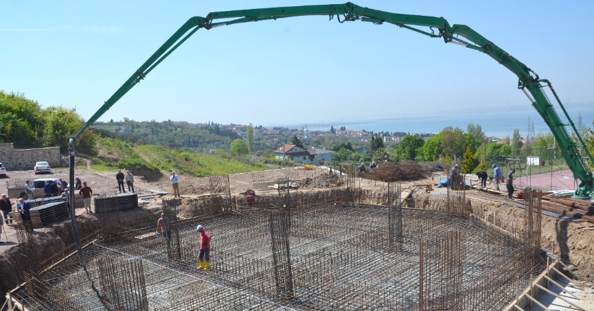 Cami, Mescid-i Aksa’nın mimarisiyle inşa edilecek