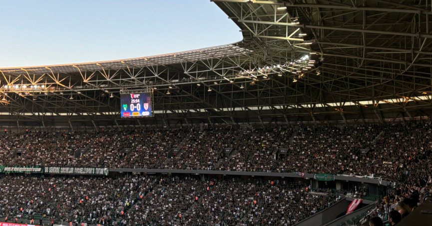 Kocaelispor tribünleri Süper Lig’e damga vurdu