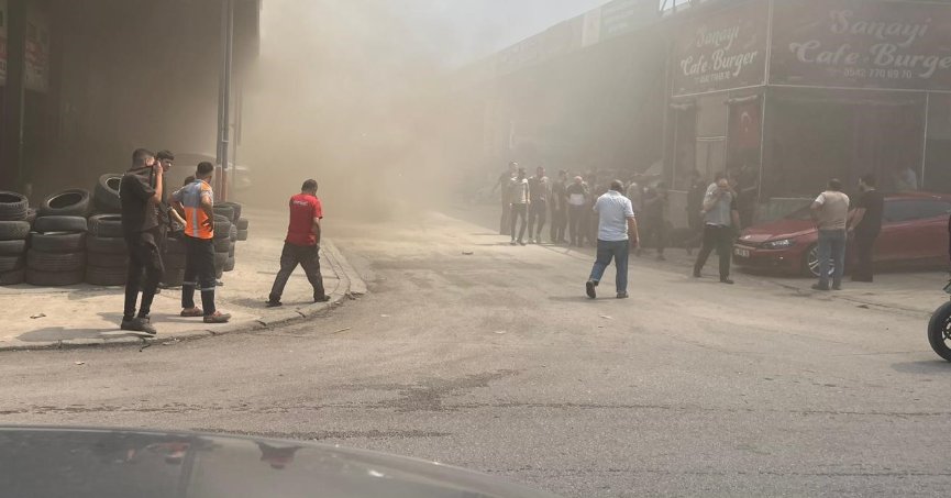 Sanayi sitesinde korkutan yangın