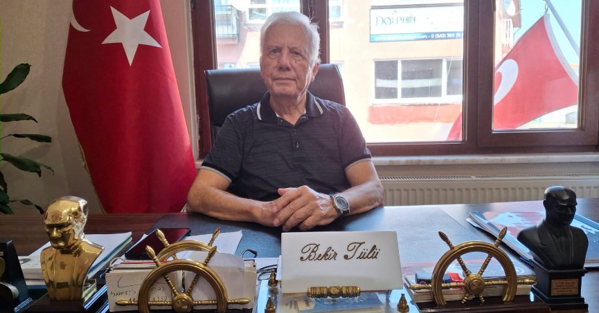 ‘Öğrencilere burs desteğimiz sürecek’