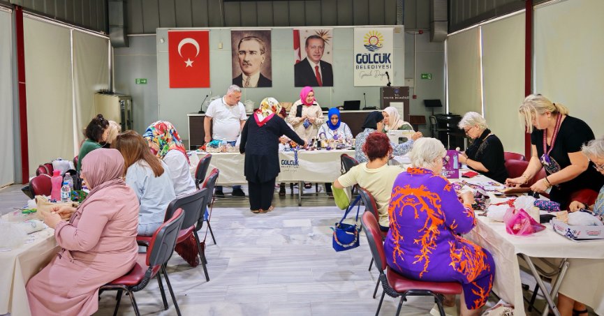 Sanatseverler bez bebek  atölyesinde buluştu