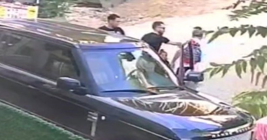 Hız tartışması çocukların önünde şiddetle bitti