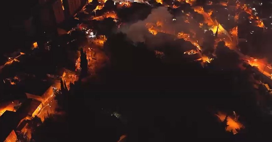 Ormanlık alandaki baraka alev alev yandı