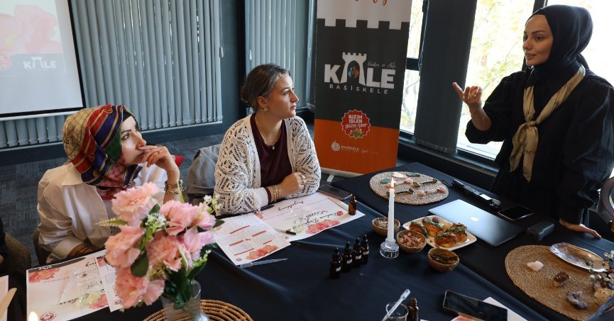 Kadınlara aromaterapi eğitimi