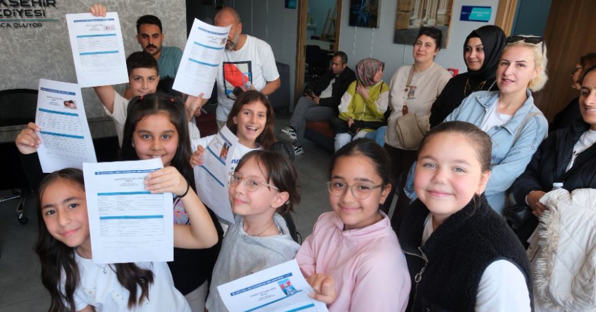 Konservatuvar koristi olmak için ter döktüler