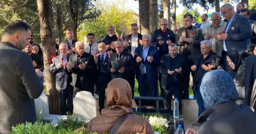 Abdullah Karacan, dualarla anıldı