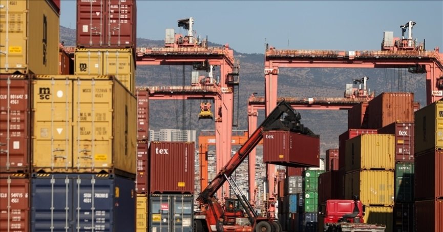 Serbest bölgelerde 10 aylık ticaretin yarısı ihracattan