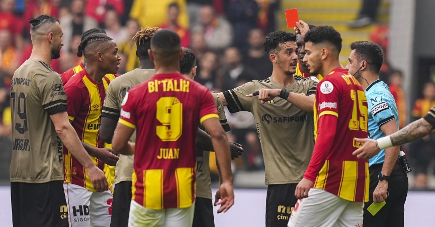 Hakem kararları tartışma yarattı!