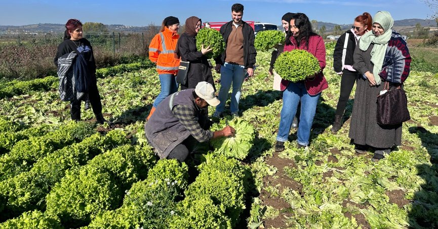 Tarım Akademisi’nde uygulamalı eğitim