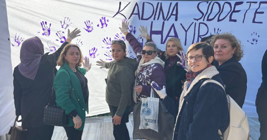 Gölcüklüler, ‘kadına şiddete hayır’ dedi