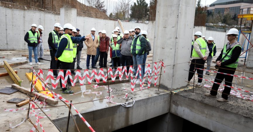 KOÜ’lü öğrenciler projeyi inceledi