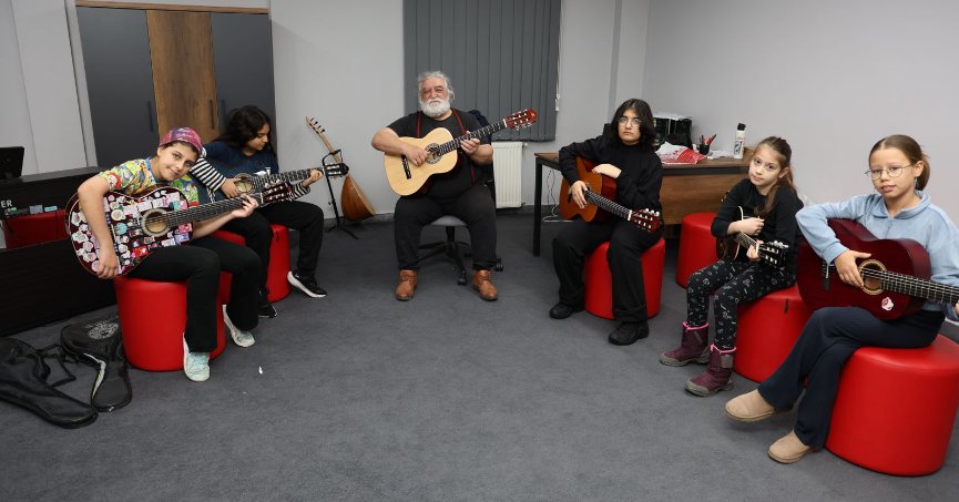 Eğitime çok yönlü destek