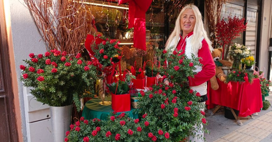 Çiçekçilerde kokina mesaisi sürüyor