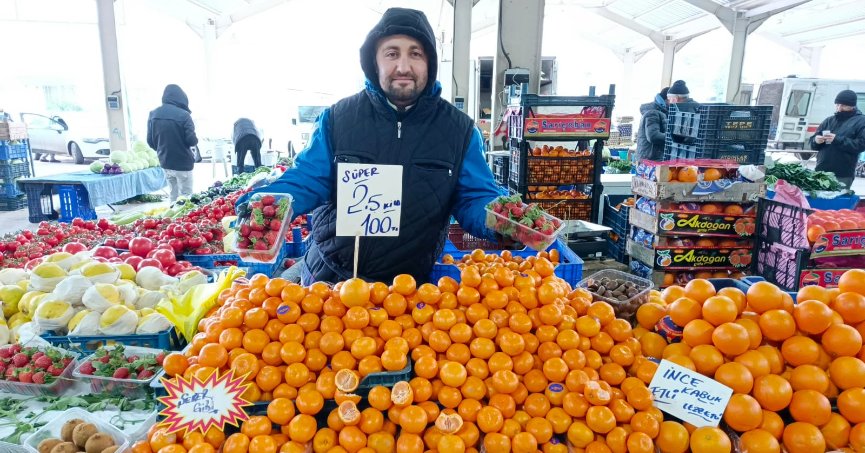 Soğuk hava pazar fiyatlarını yükseltti