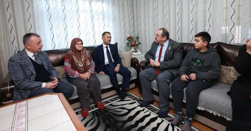 Protokolden şehit ailelerine ziyaret