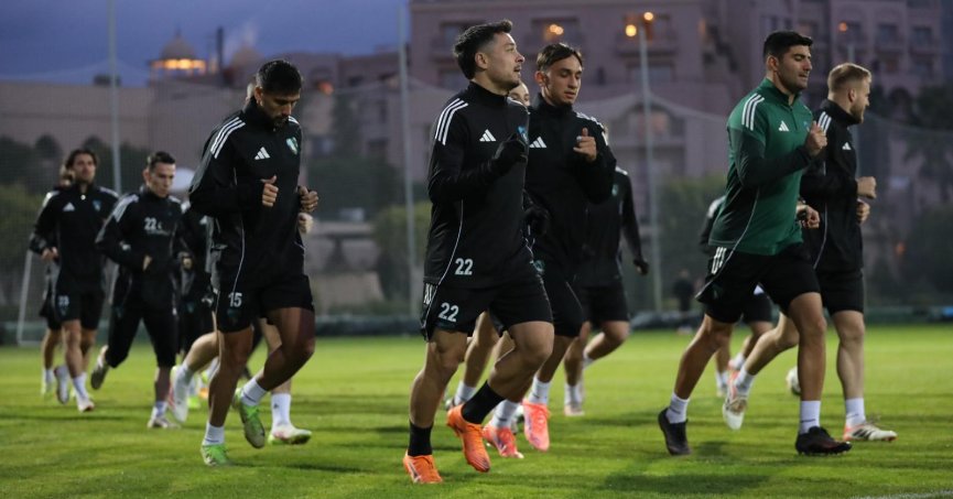 Antalya kampı yoğun geçiyor