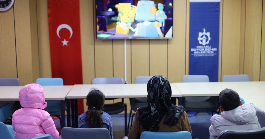 Evsiz aileye Büyükşehir’den sıcak yuva