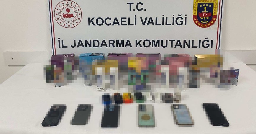 Jandarma kaçakçılığa geçit vermedi