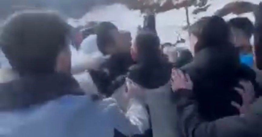 Kartepe’de tartışma kavgaya döndü