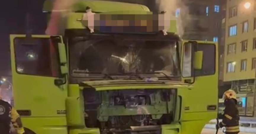 Seyir halindeki tırda yangın