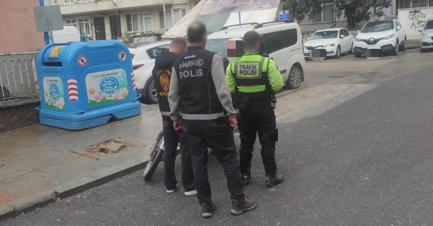 Polis ekiplerinden okul çevrelerinde denetim