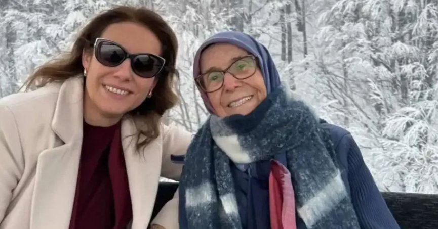 Berna Abiş’in acı günü: Annesini kaybetti