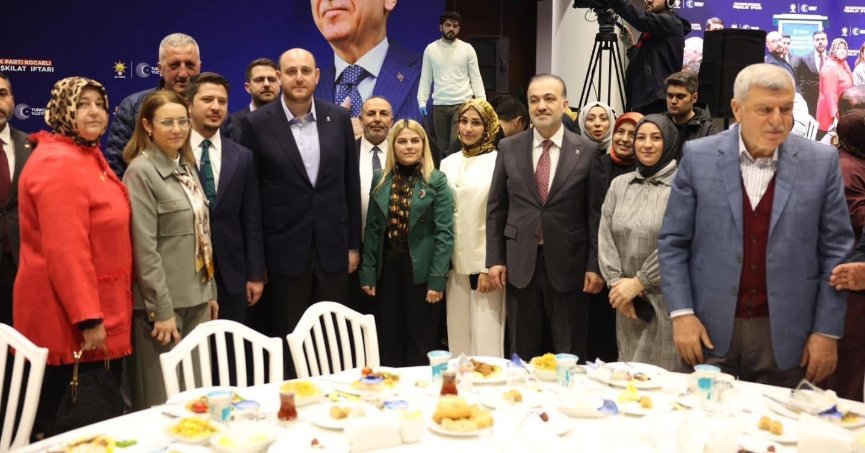 AK Parti Kocaeli iftarda buluştu