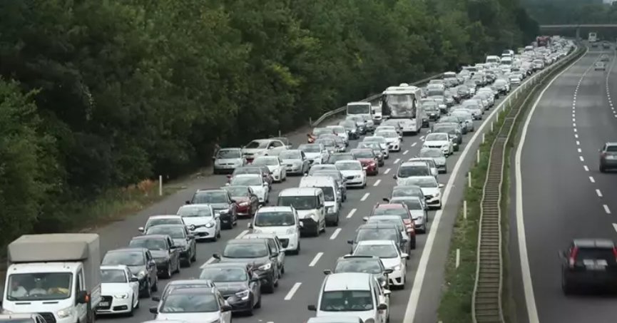 Trafiğe Şubat’ta 121 bin 791 taşıtın kaydı yapıldı